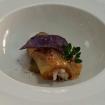 Canelon de patata asterix,bacalao,sabayon de pimiento rojo, lemon gras,crujiente de patata violeta