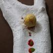 Esfera de foie,oro,cabello de angel,fresas,menta negra