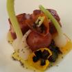 Pato,crudite de veduritas,albaricoque,ajetes y pensamientos.