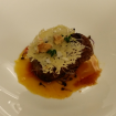Solomillo de angus,fruta de la pasion,brotes de espinacas,crujiente de idiazabal