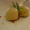 Foie de pato,grosellas y aromaticos