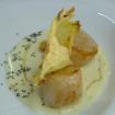 Corazon de vieira,cremoso de ajo y piña liofilizada